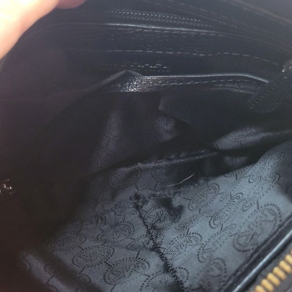 MICHAEL Michael Kors McGraw Medium Messenger Bag - Picture 8 of 12